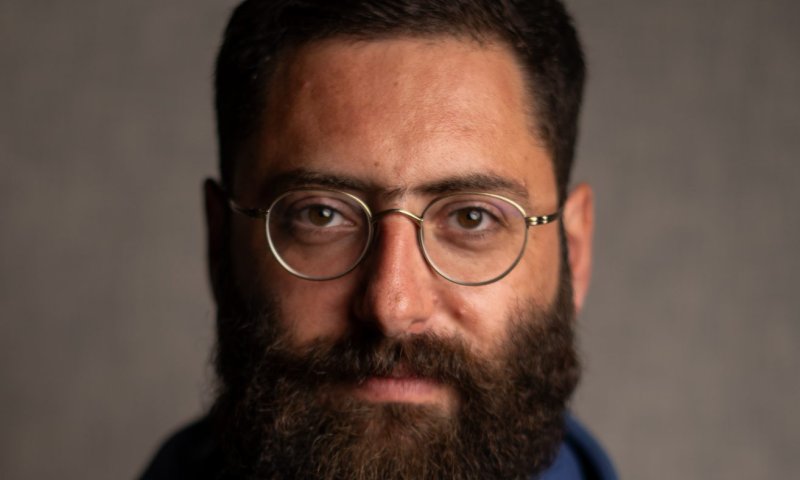 "בעולם החרדי יש המון גזענות": ראיון עם פנחס וויה