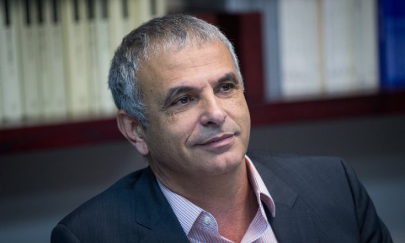 לראשונה בקולו: כחלון מגיב לאולטימטום של נתניהו