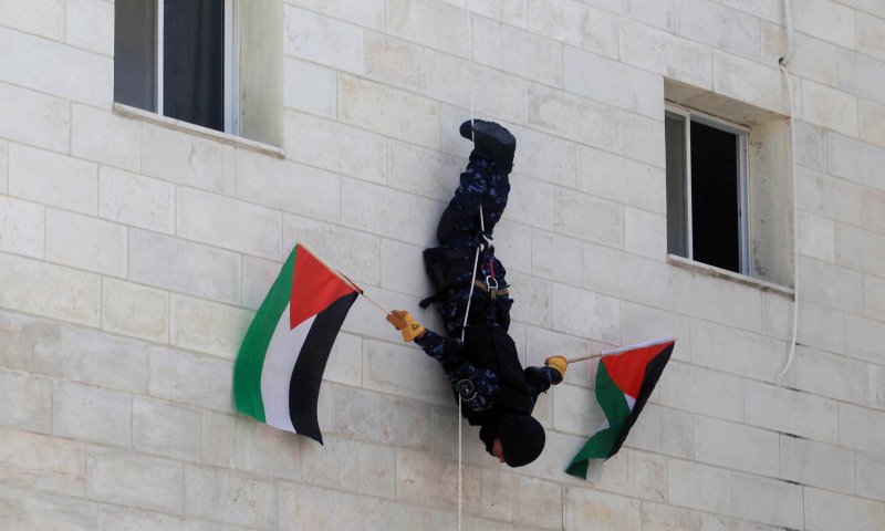 עבר בועדת שרים: חוק קיזוז משכורות למחבלים