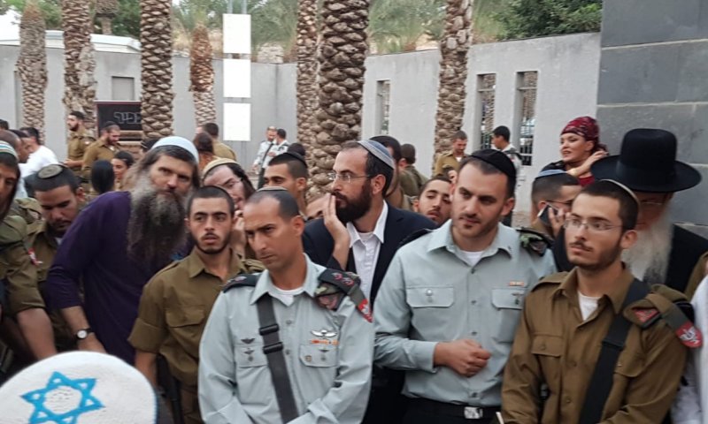 מרגש: הבני"שים קיבלו כומתה וסיימו מסכת. צפו