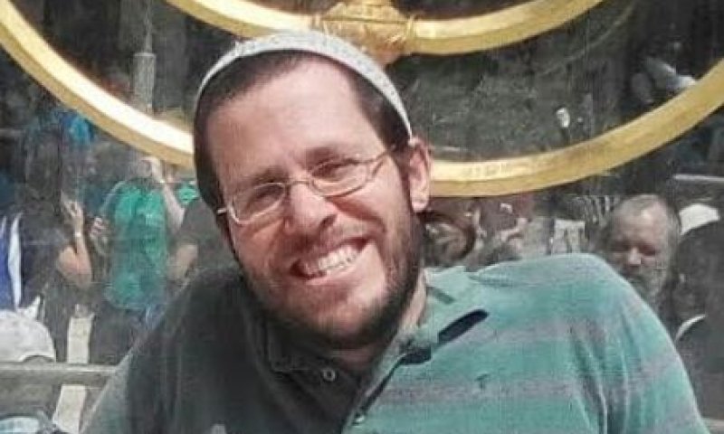 מכנסיים לנשים? צניעות היא לא השיקול היחיד