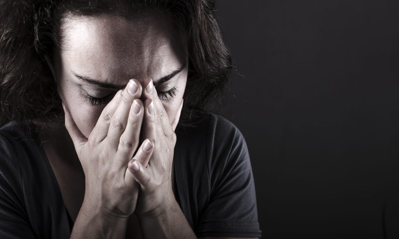 הוא משפיל ומתעלל בי גם מרחוק: אני מתחננת לחופש