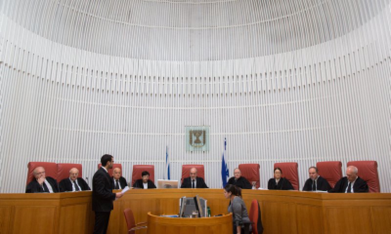 בג"צ מטיל פצצה: מכיר בגיורים שאינם של הרבנות