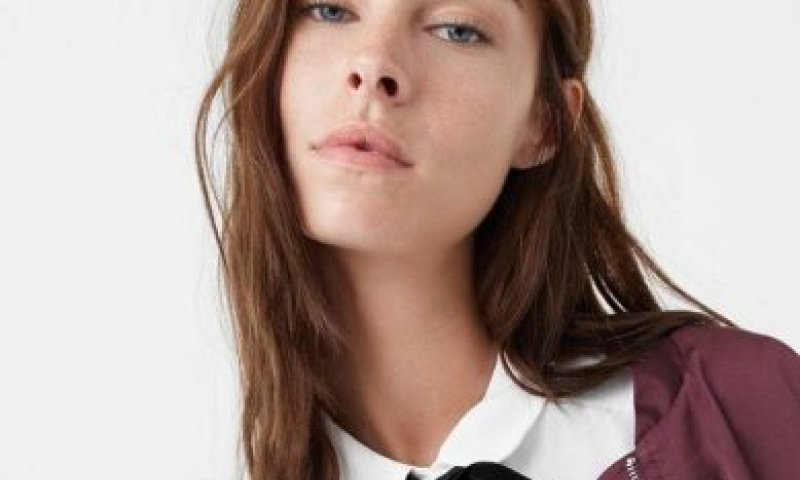 מעמד הצווארון: הפתרון האופנתי לעונת המעבר