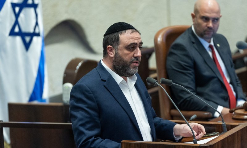 ארבל במתקפה על המפגינים החרדים: "פרחחים, אלו אינם בני תורה"