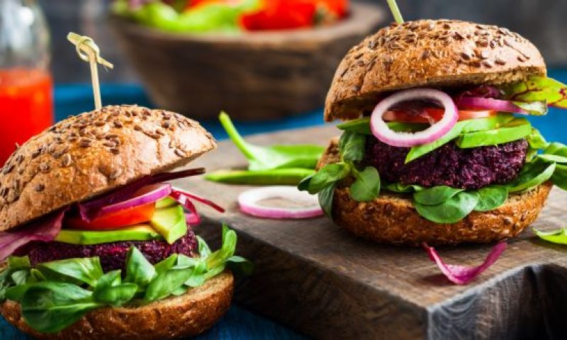 טעים להכיר: 5 מתכונים טבעוניים ששווה לנסות