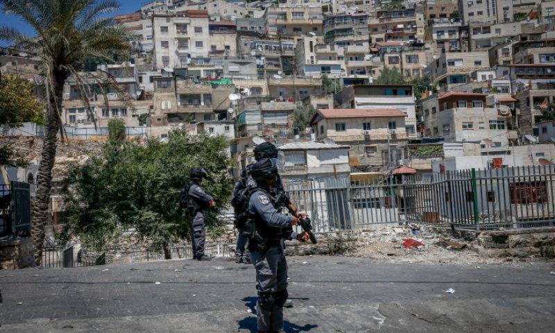 בקבוקי תבערה יודו אל עבר בית בכפר התימנים