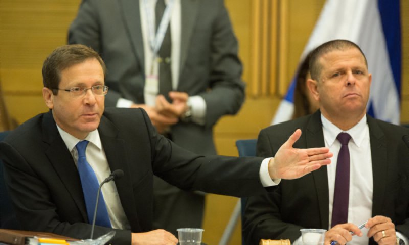 לא תאמינו, אבל גם בזה הימין אשם