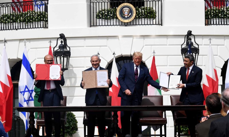 צעד ראשון: בחריין תאפשר לקבל שיחות טלפון מישראל