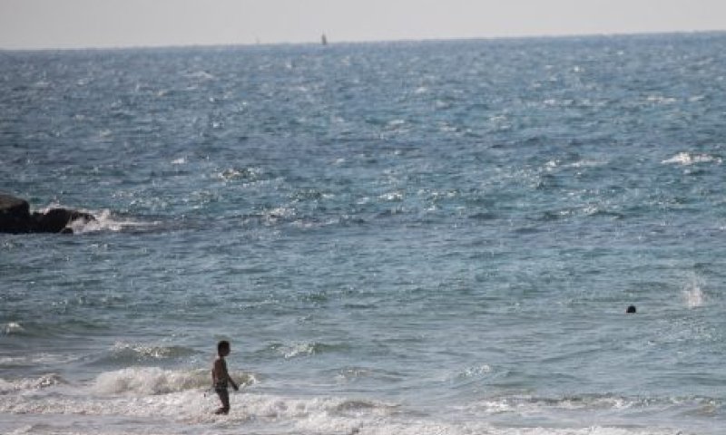 בני 8 ו-6 במצב קשה לאחר שטבעו בחוף באשקלון