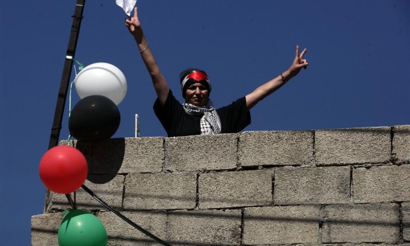 מי מפחד להרוס בתים לא חוקיים של ערבים בים?