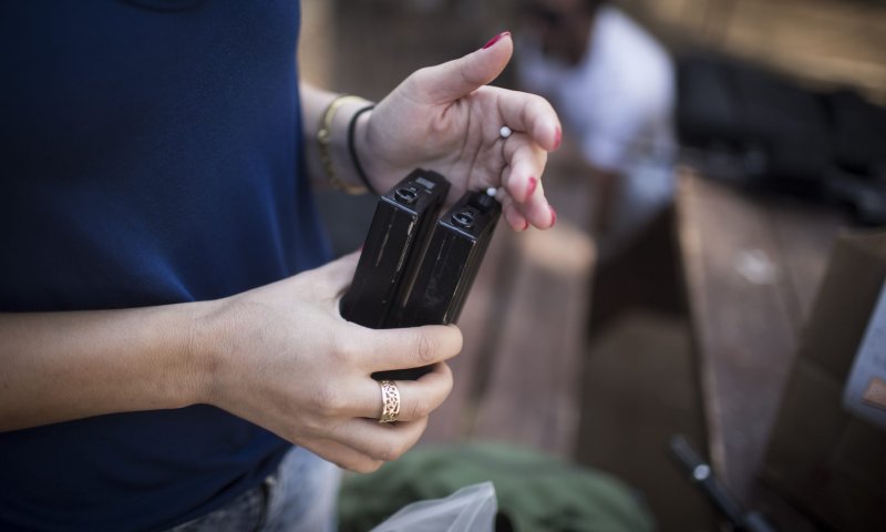 ישראלים מכרו ברש"פ רובי אוויר כדי להפוך אותם לנשק