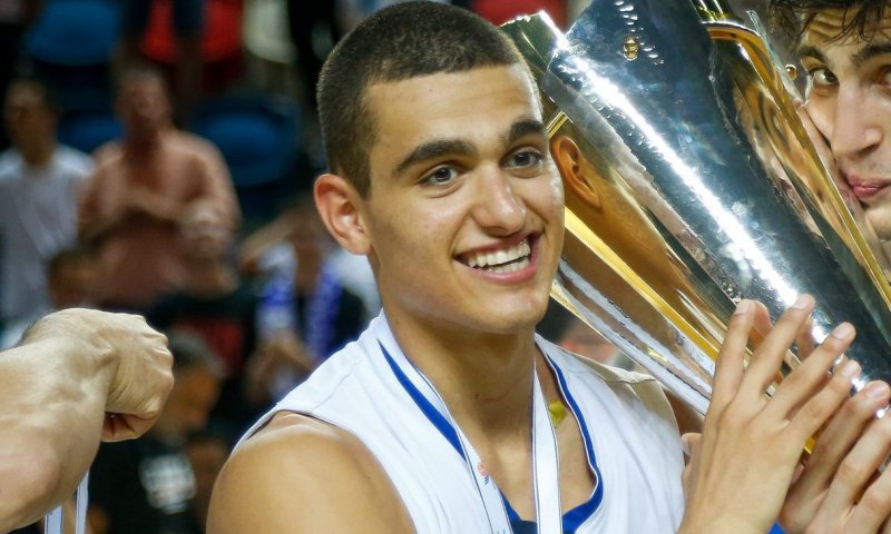 העדיף את אוברדוביץ': ים מדר חתם בפרטיזן בלגרד