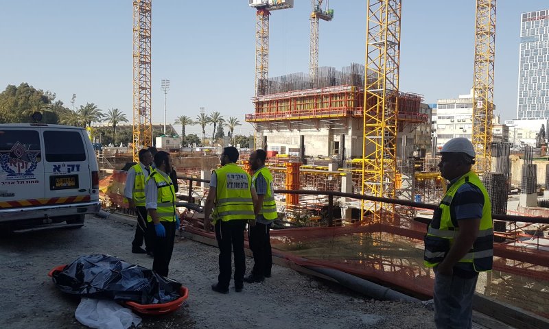 מכת מדינה: תוך שעה- שני פועלים נהרגו באתרי בניה