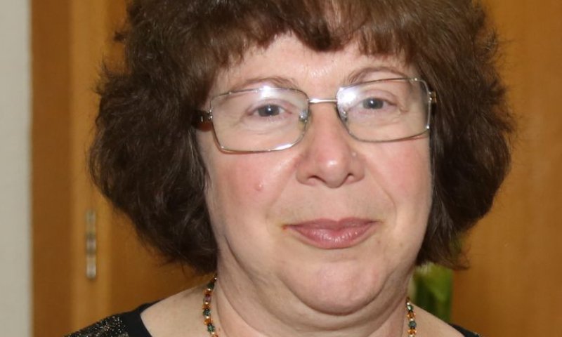 נעדיף רווקה ערירית על פני אם יחידנית? /תגובה