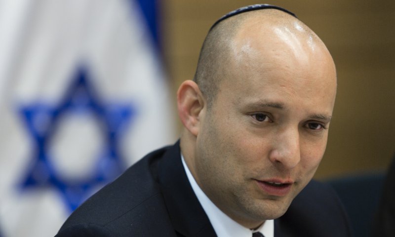 בנט נגד לפיד: "ריקי כהן שלי מרוויחה 6000 ש"ח"