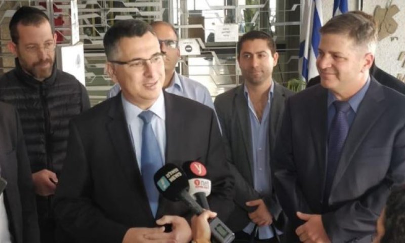 סער הגיש מועמדות: "בחירה בי או ביו"ר אופוזיציה"