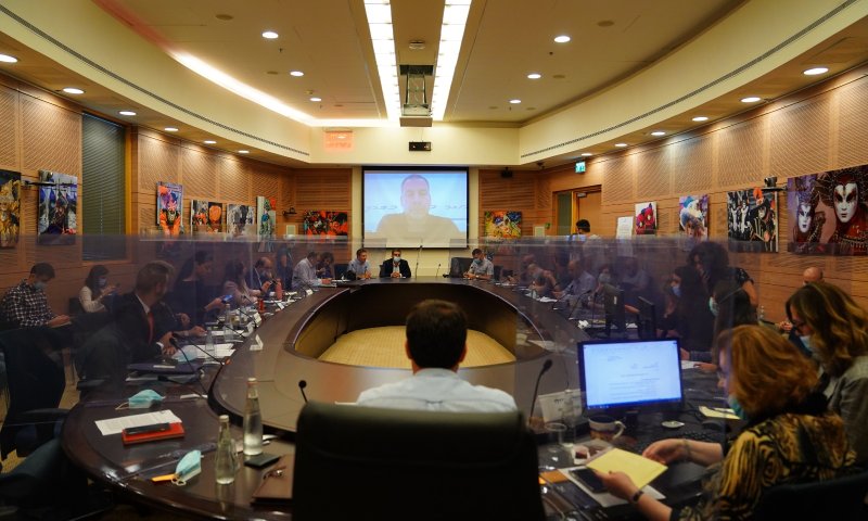 וועדת חוקה של הכנסת דנה בפעילות קרן וקסנר