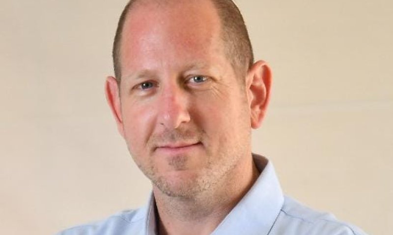 עוזאל ותיק התפטר מתפקידו וירוץ לראשות המועצה