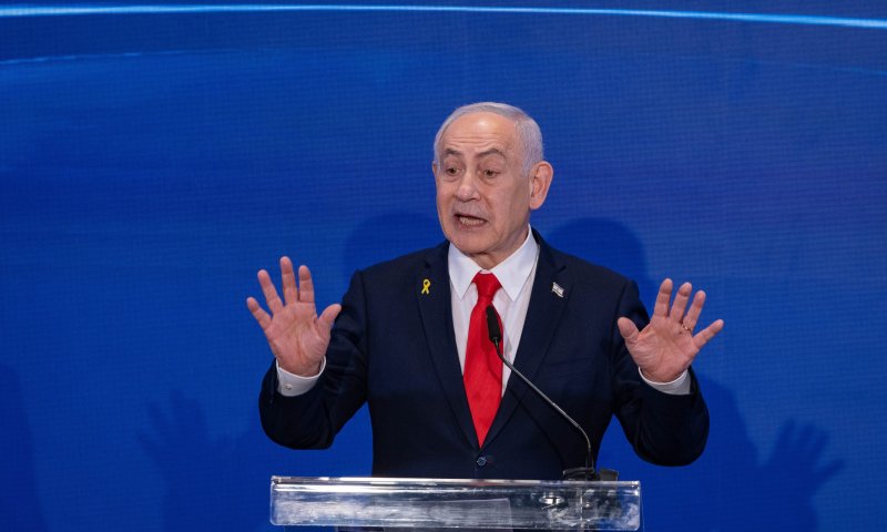 ברקע הסערה נגד אחיו - נתניהו: "יש לי אמון מלא בזיני"