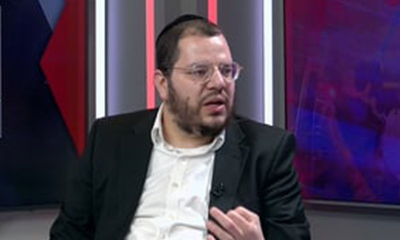 העיתונאי החרדי: מרכין ראש בפני הציבור הציוני-דתי