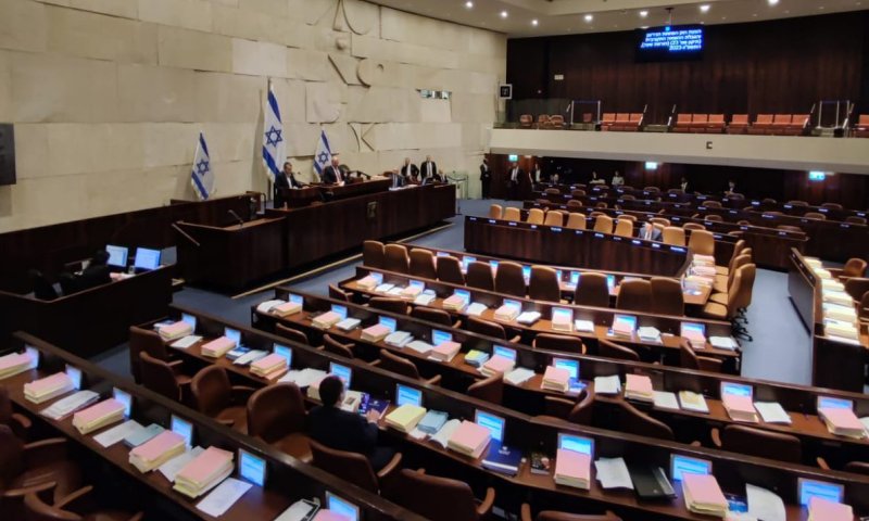 בעקבות מינוי דנון: הפעיל הסרוג חוזר לכנסת