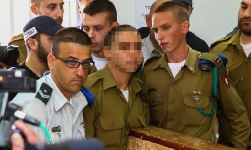 המחבל נהרג מירי החייל; סעיף האישום ישונה להריגה?