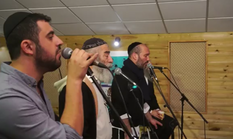 צפו: כשגדולי הזמר היהודי מתאחדים לניגון אחד