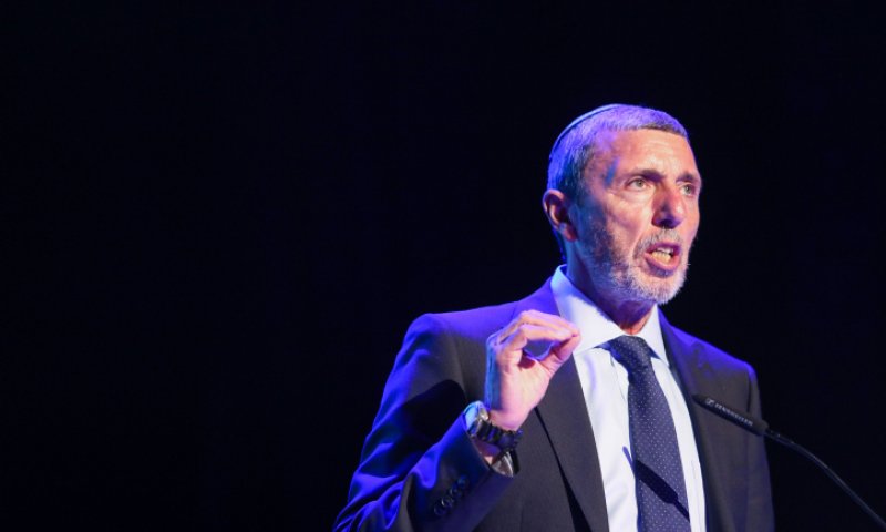 שר החינוך נגד 'שוברים שתיקה' ו'נשות ווטש'