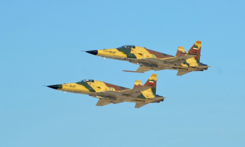 הטייסים האיראנים נטשו את המטוסים וברחו