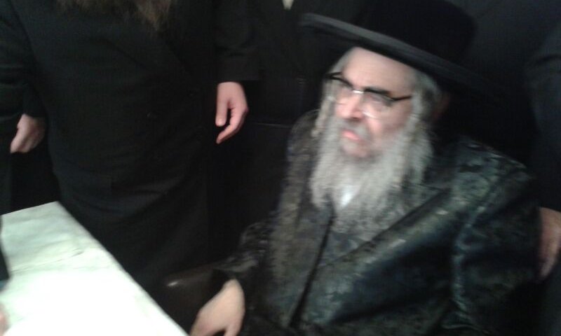 האדמו"ר מסאטמר הגיע לביקור בישראל ותקף את הממשלה