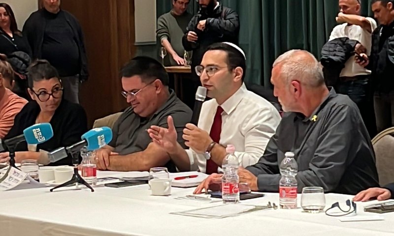 וסרלאוף: "להוציא כסף מהאוצר- כמו להוציא מים מהסלע"