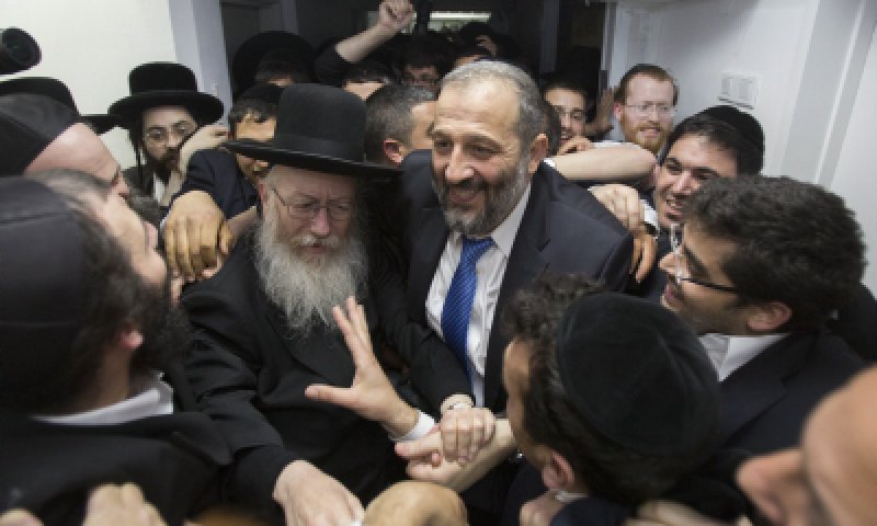 "התערבות החרדים בתודעה היהודית-צביעות'