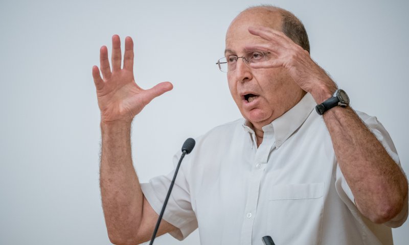 יעלון: "אנחנו נתנו לסינוואר וחיזבאללה את הסיבה לתקוף"