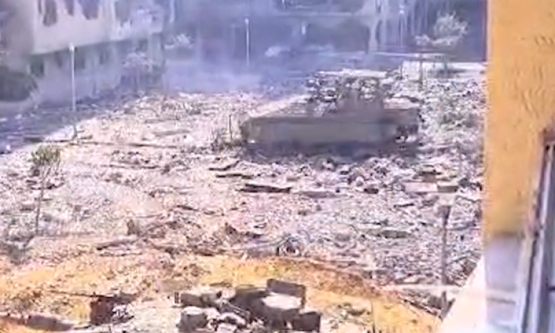 צה"ל הפך את חאן יונס לעיי חורבות. צפו בתיעוד