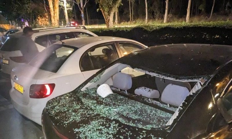 פתח תקווה: תינוק נפל מקומה רביעית, מצבו בינוני