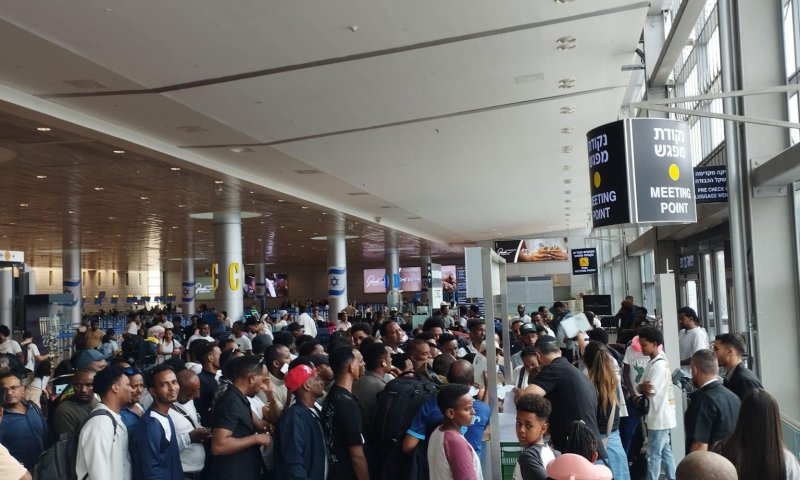 עזיבה מרצון: למעלה מ-300 אריתראים הוטסו מישראל לקנדה
