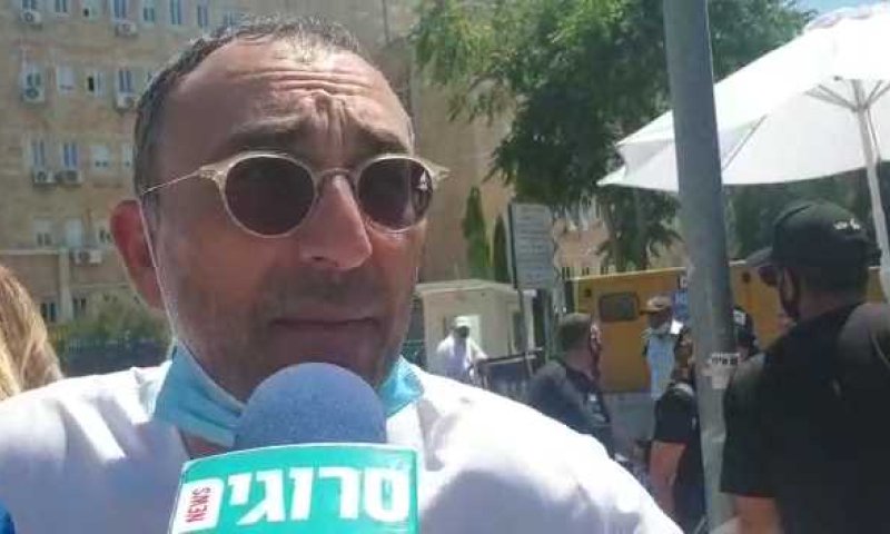 קטורזה לסרוגים: הגענו לפת לחם; תנו לנו להתפרנס