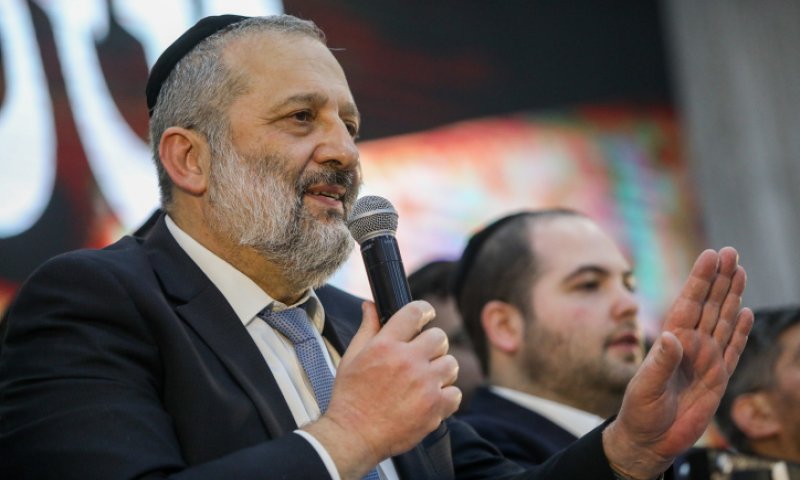 בלי ראשות ועדות | דרעי: כך נפיל את הממשלה