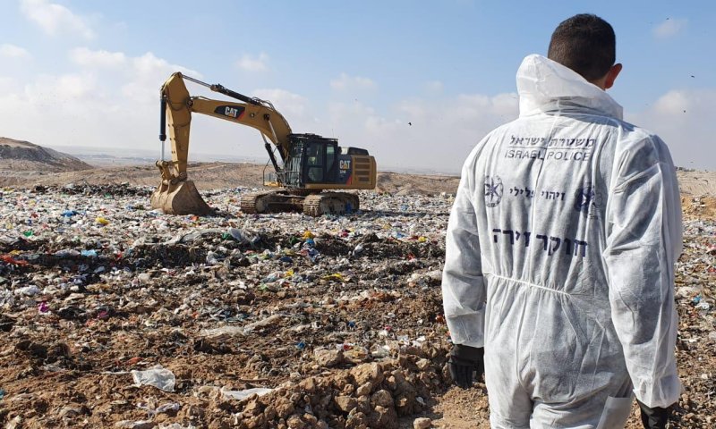 תיעוד: בתוך אלפי טונות של זבל; חיפושים אחר הנעדרת מאשקלון
