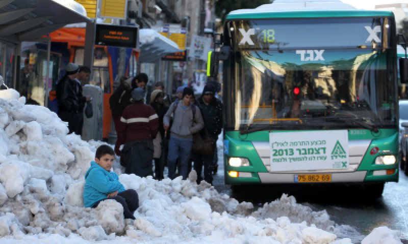נערכים לשלג: מתי תיפסק התחבורה הציבורית?