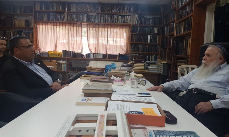 הפנימייה הצבאית באור עציון לא תיסגר