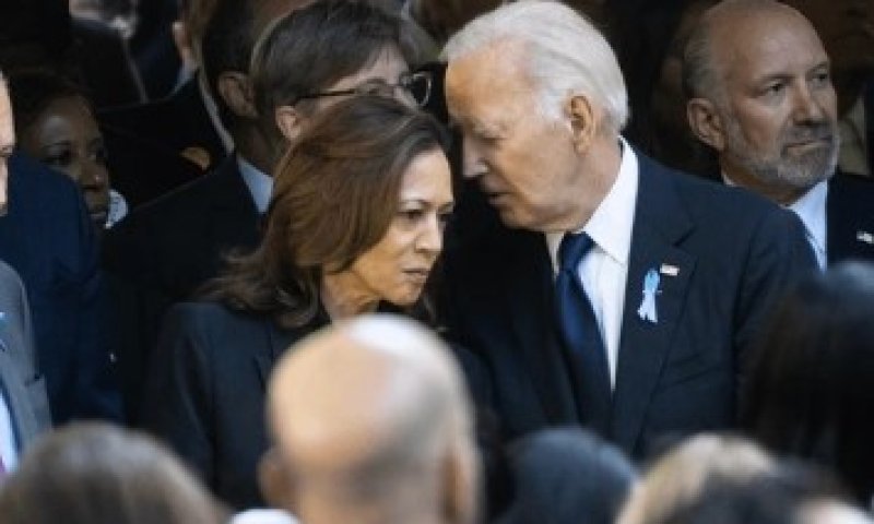 כתף קרה: קמלה האריס מרחיקה את ביידן מעיניי הציבור