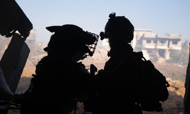 לאחר שאיבדו את חבריהם: לוחמי הנח"ל ממשיכים לטהר את בית חאנון