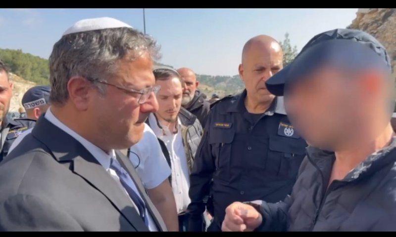 בן גביר עם מחסל המחבלים: "זה מציל חיים"