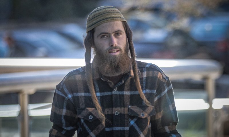 "כפר מרצחים צריך להימחק": יועץ התקשורת מצטט את הרב דרוקמן