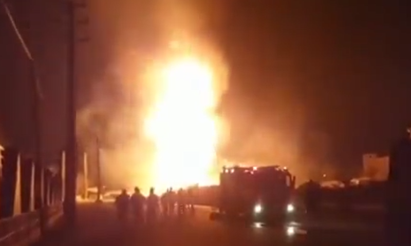 איראן: פיצוצים בצינורות נפט וגז שהובילו לשריפות