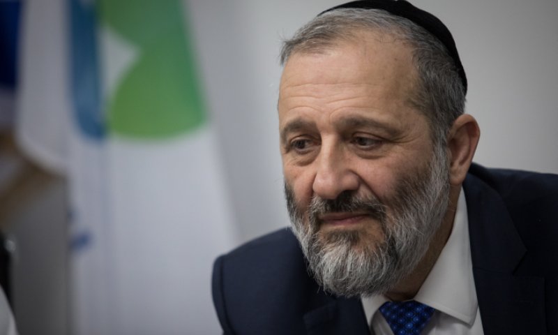 דרעי: נתניהו מנסה להעביר מצביעים מש"ס לליכוד