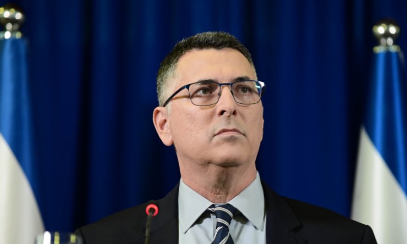 גדעון סער מסביר: למה יועז הנדל הודח מתקווה חדשה?