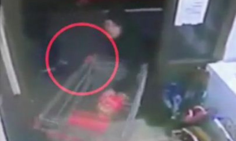 בעגלת קניות; כך נבלמו המחבלים בבית חורון. צפו